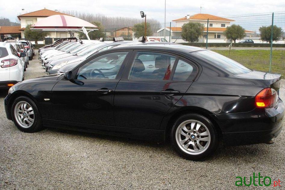 2005' BMW 320 D photo #2