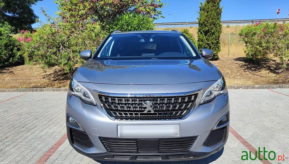 2019' Peugeot 3008 photo #2