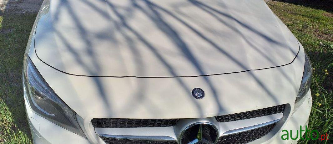 2016' Mercedes-Benz Cla-200 photo #3