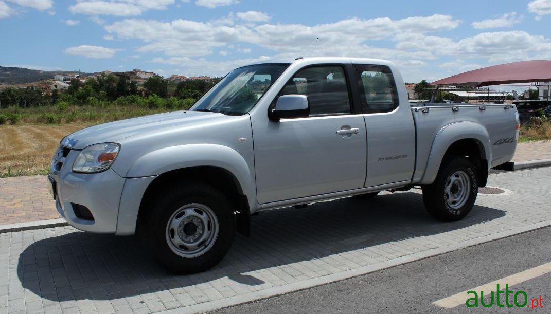 2012' Mazda BT-50 photo #2
