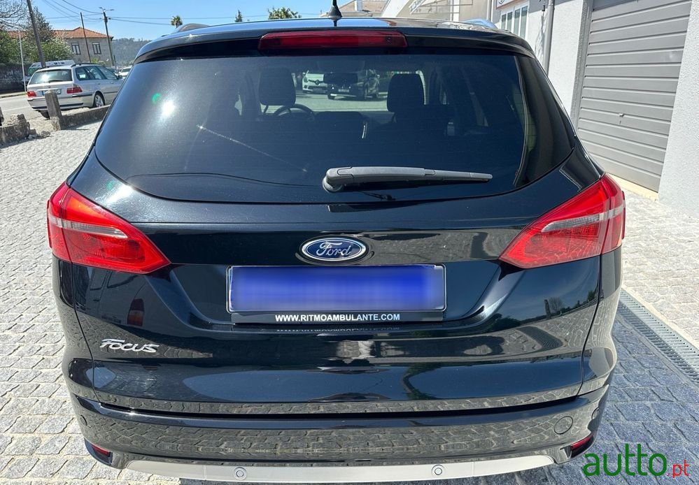 2016' Ford Focus Sw photo #4