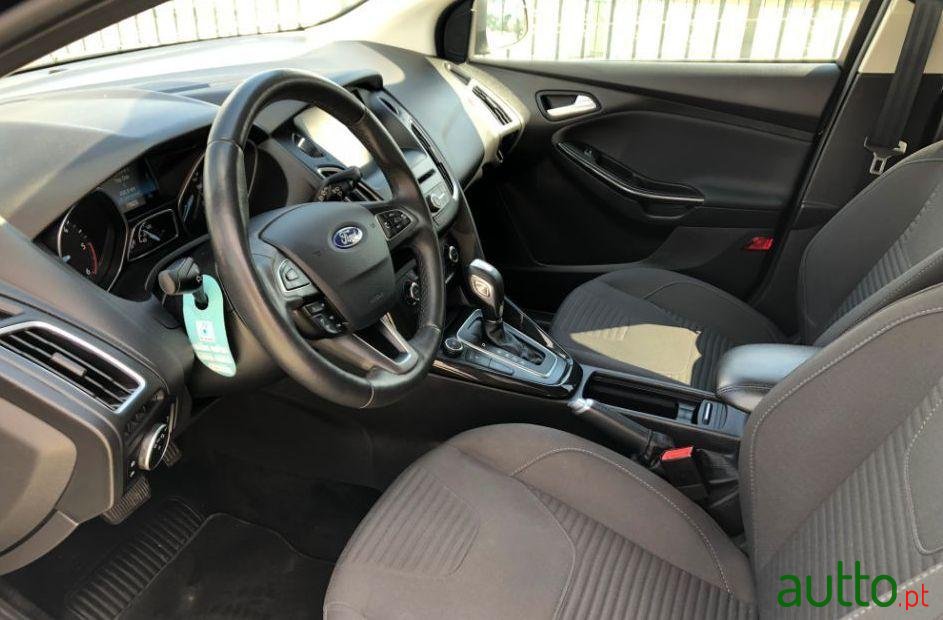 2016' Ford Focus 1.5 Tdci Titanium Full Extras photo #2
