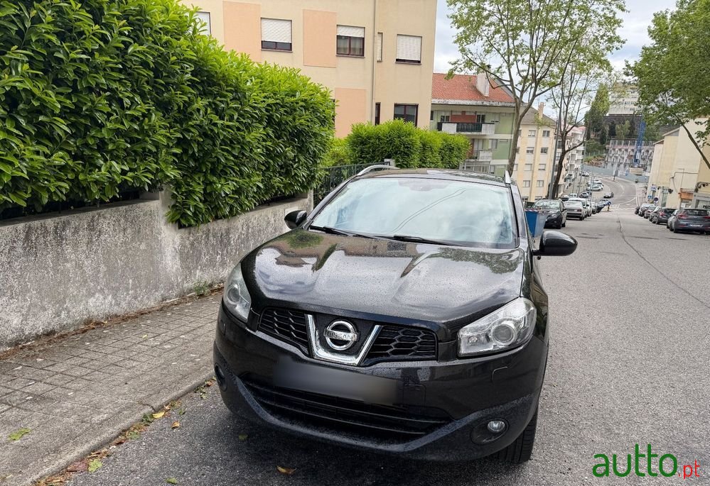 2011' Nissan Qashqai photo #1