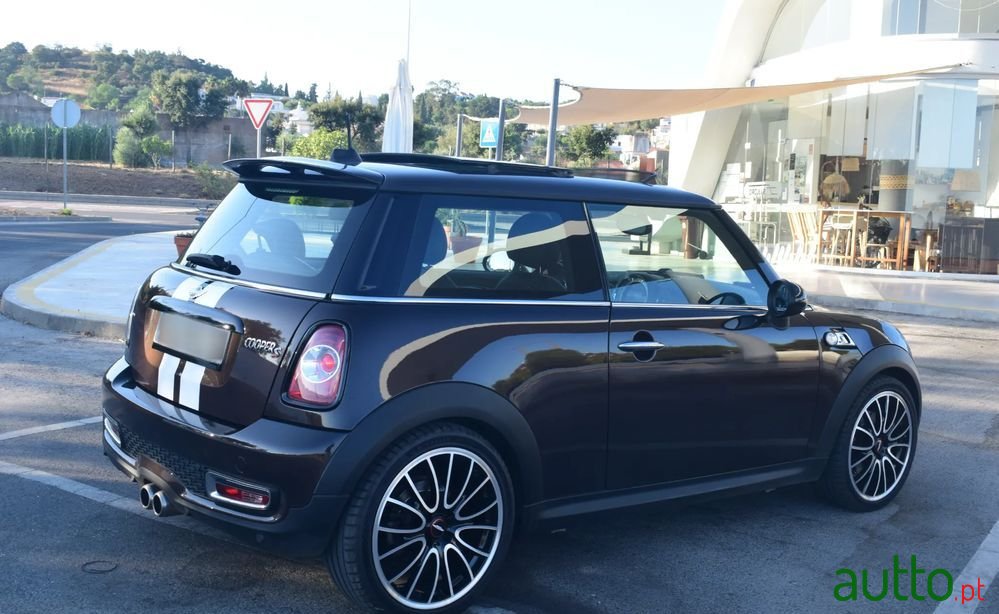 2011' MINI Cooper S 3 Portas photo #6