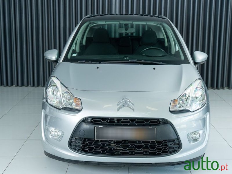 2011' Citroen C3 Hdi Fap Attraction photo #2