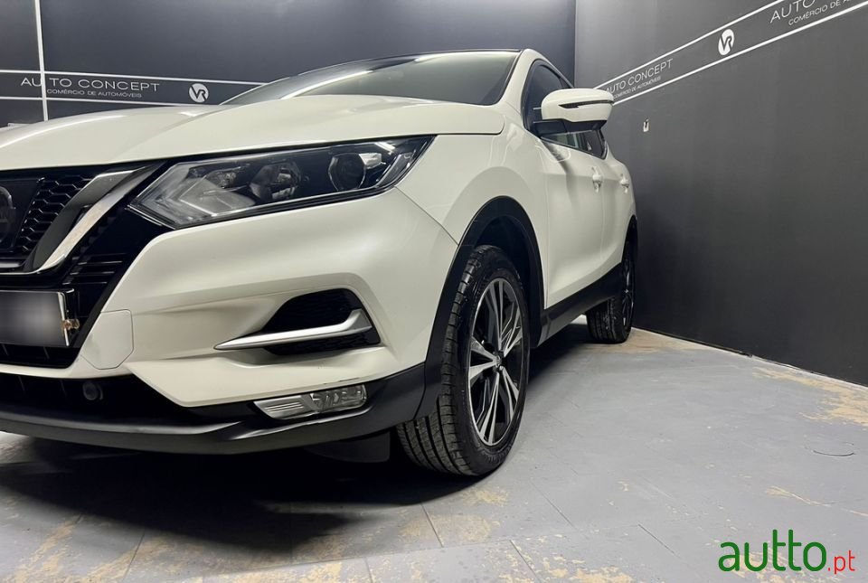2017' Nissan Qashqai photo #5