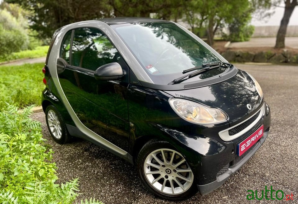 2009' Smart Fortwo photo #2