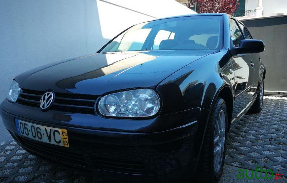 2003' Volkswagen Golf 1.9Tdi Highline photo #2