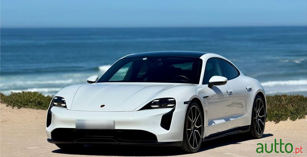 2022' Porsche Taycan photo #1