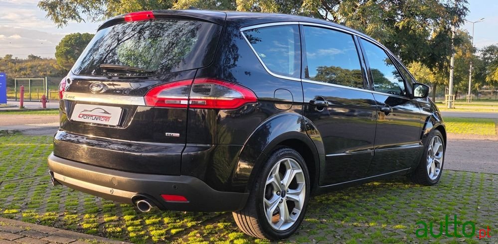 2010' Ford S-Max photo #6