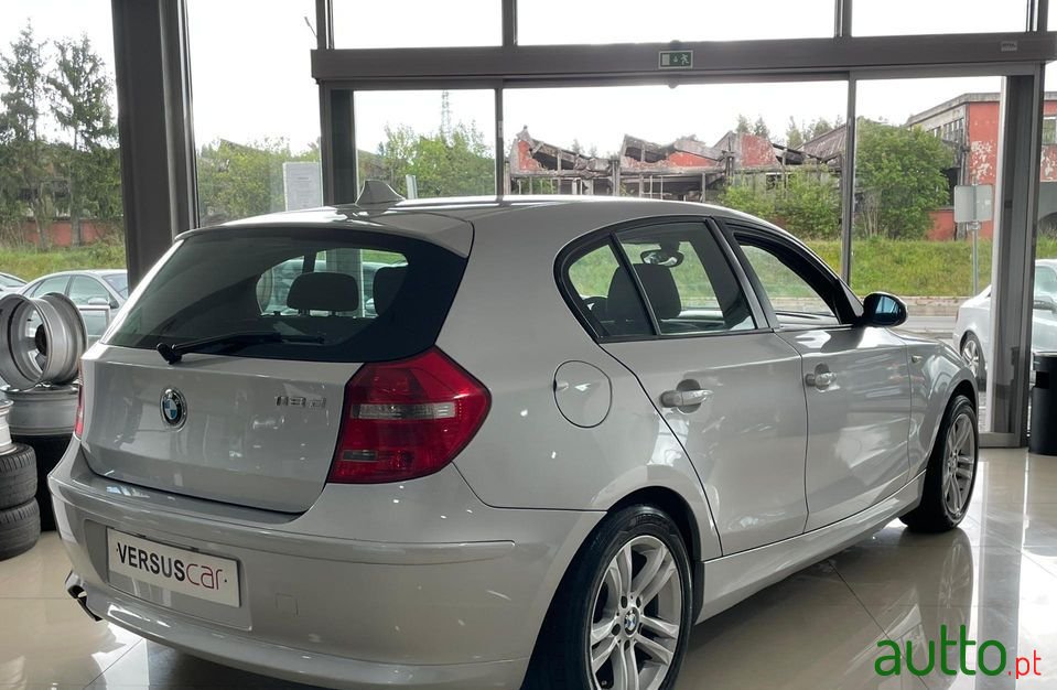 2008' BMW 118 photo #3