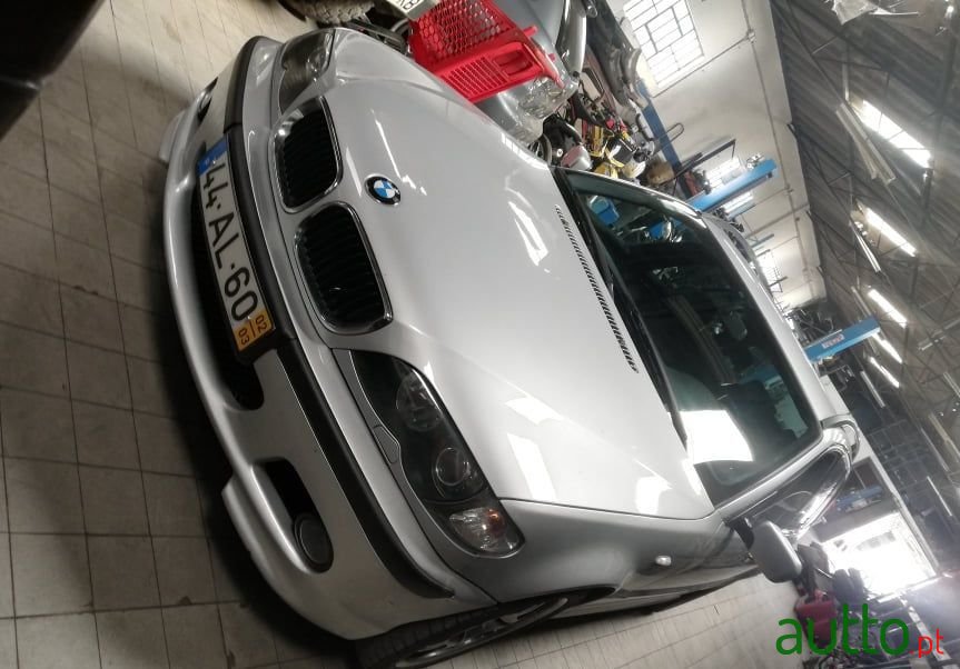 2002' BMW 320 photo #3