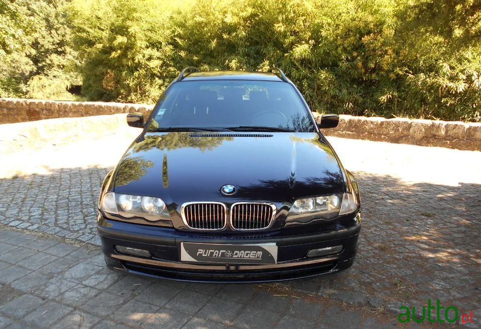 2000' BMW 320 photo #2