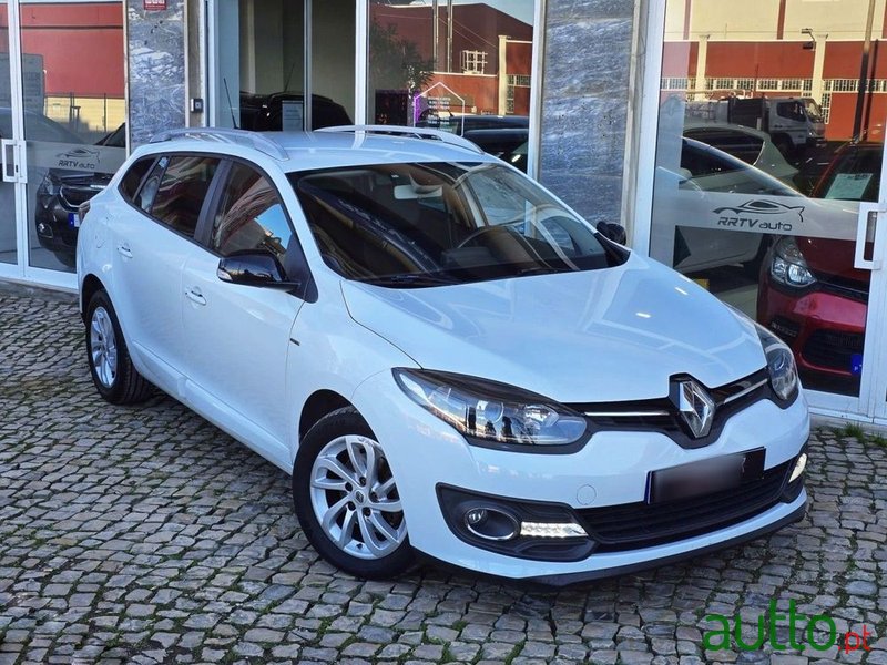 2016' Renault Megane Sport Tourer photo #3