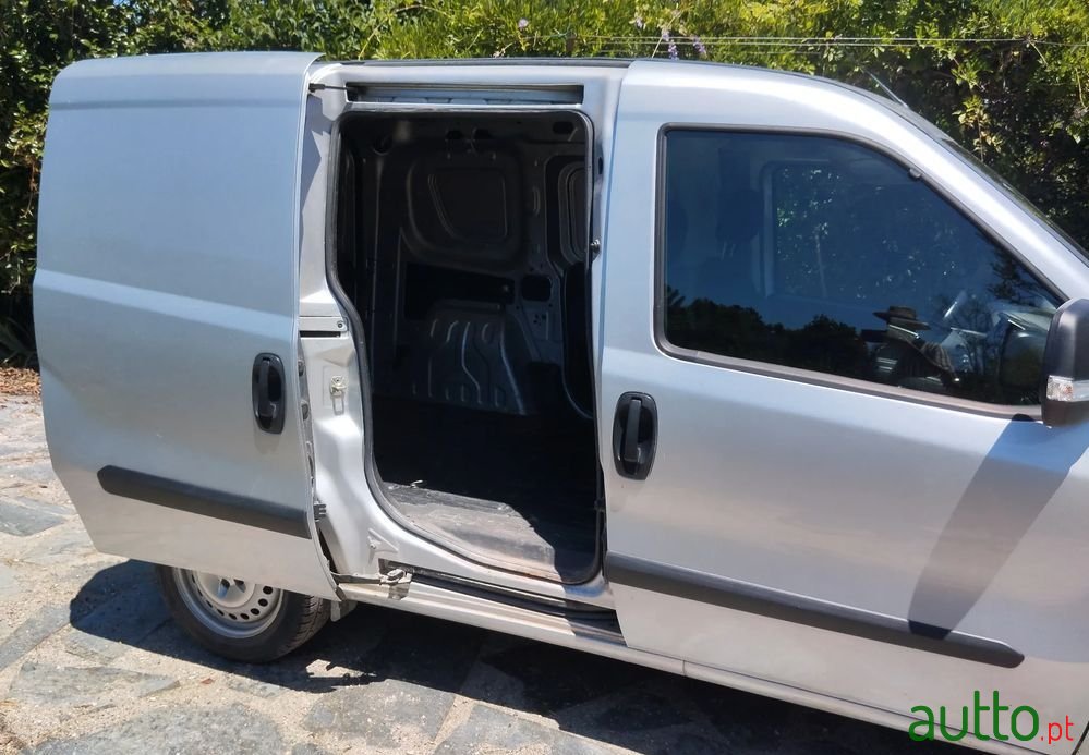 2018' Opel Combo photo #5