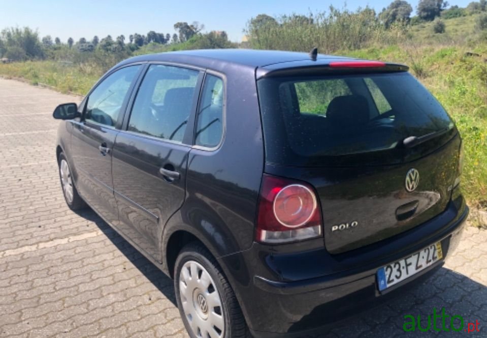 2008' Volkswagen Polo photo #4