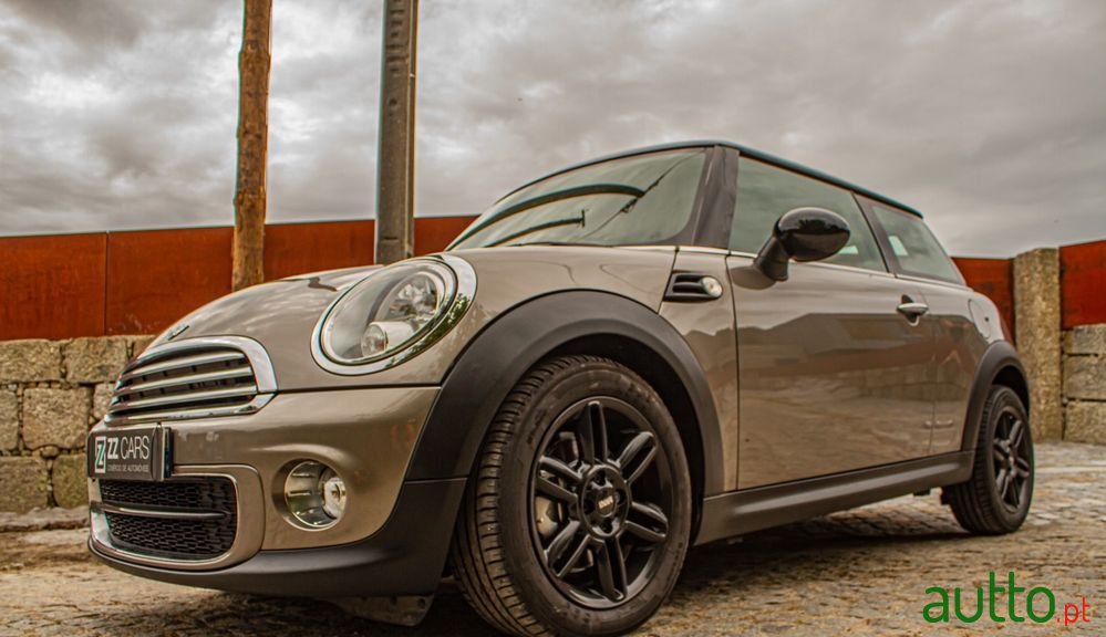 2013' MINI One photo #3