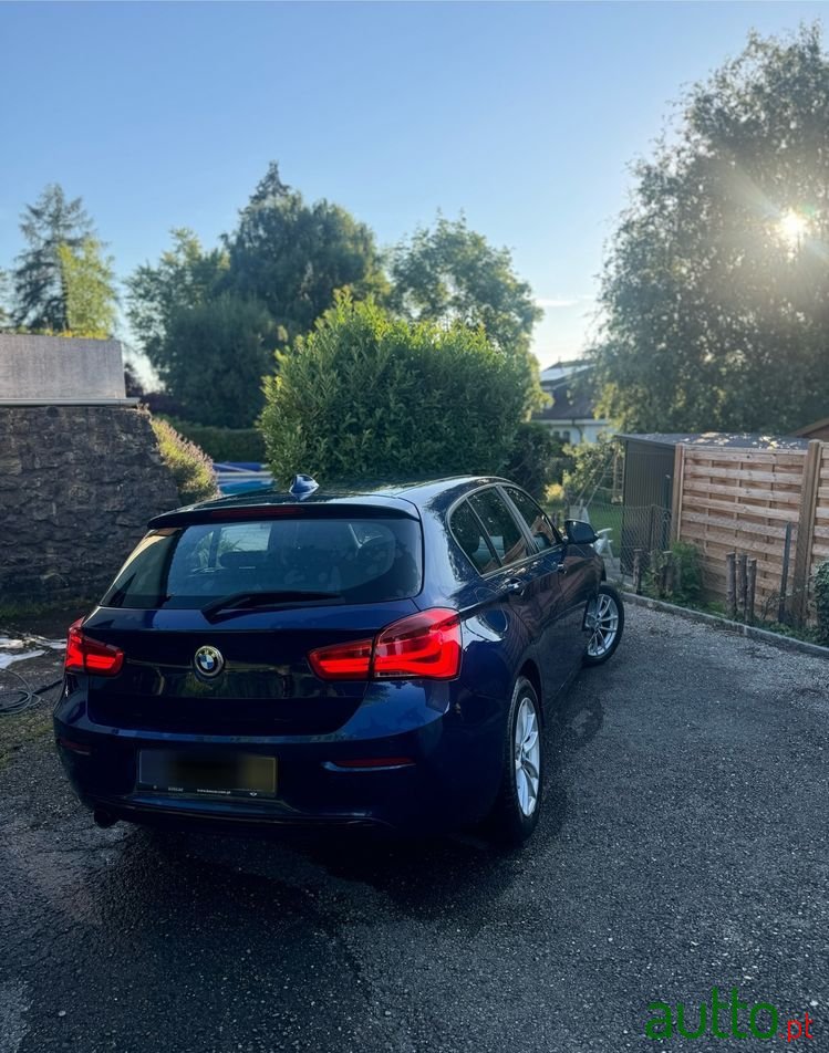 2019' BMW 116 D Line Sport photo #3