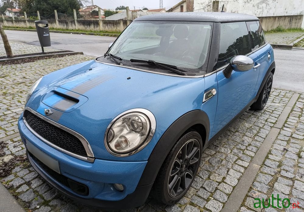 2013' MINI Cooper S Bayswater photo #2