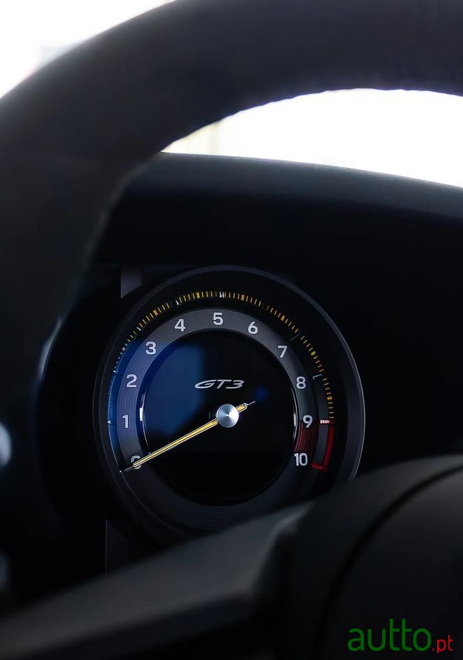 2023' Porsche 911 photo #4