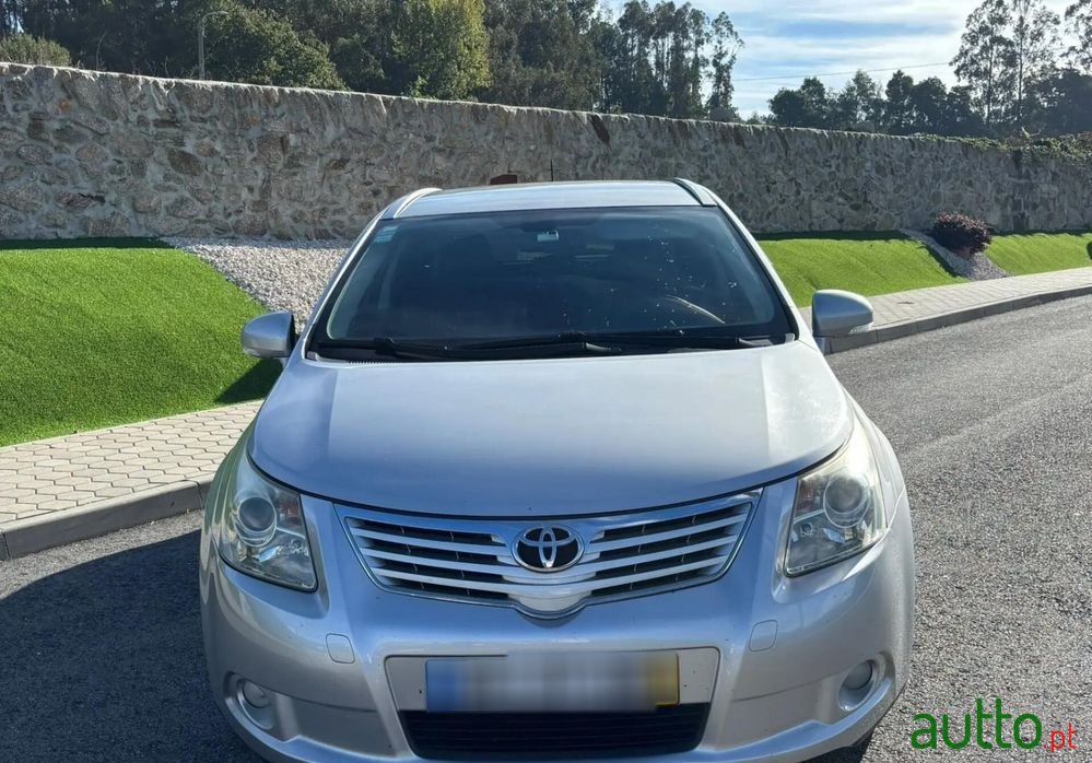2010' Toyota Avensis Sd 2.0 D-4D photo #5