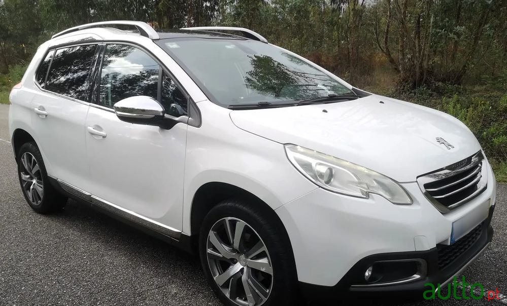 2015' Peugeot 2008 photo #5