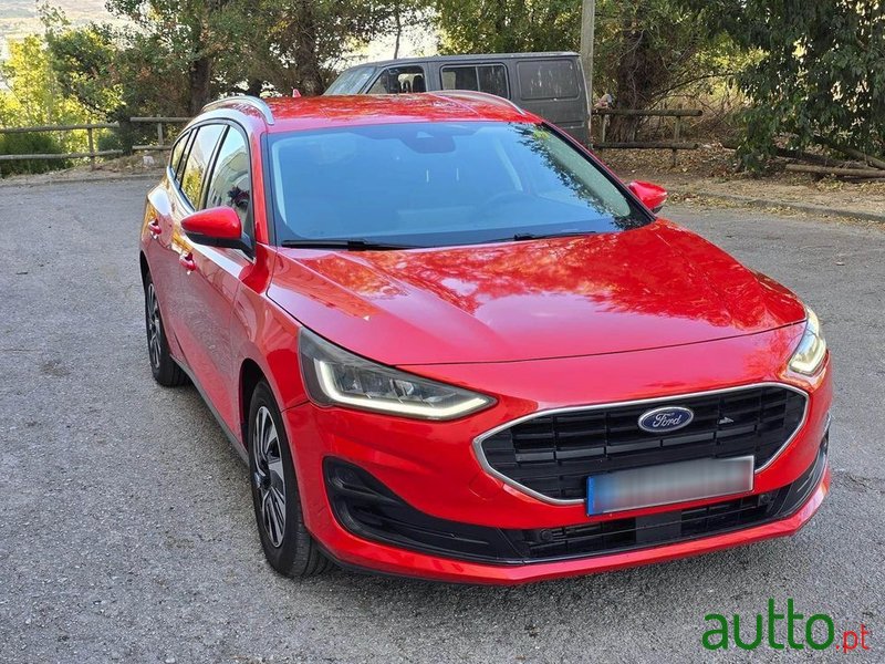 2022' Ford Focus photo #1