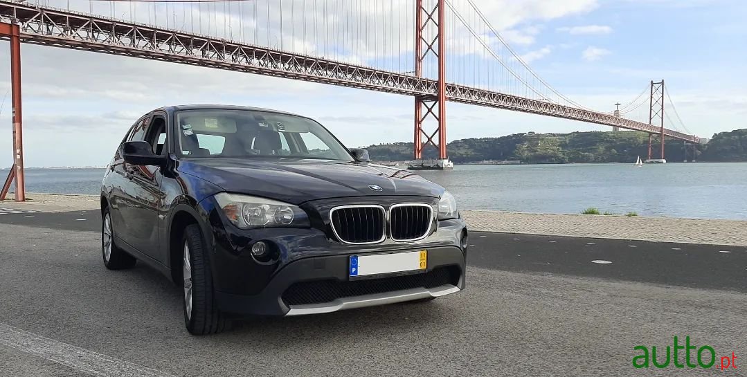 2011' BMW X1 photo #1