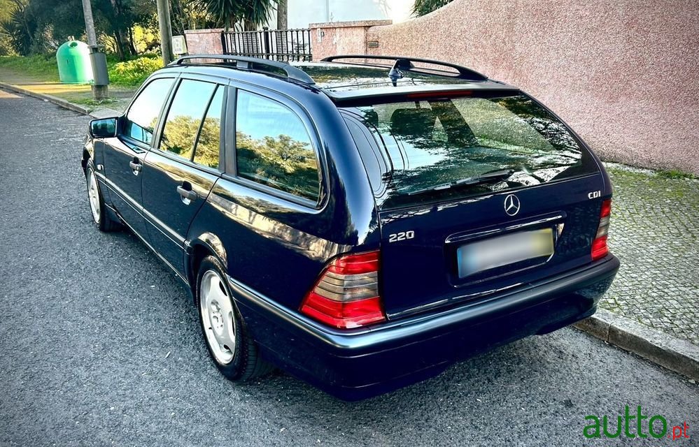 2000' Mercedes-Benz C 220 photo #6