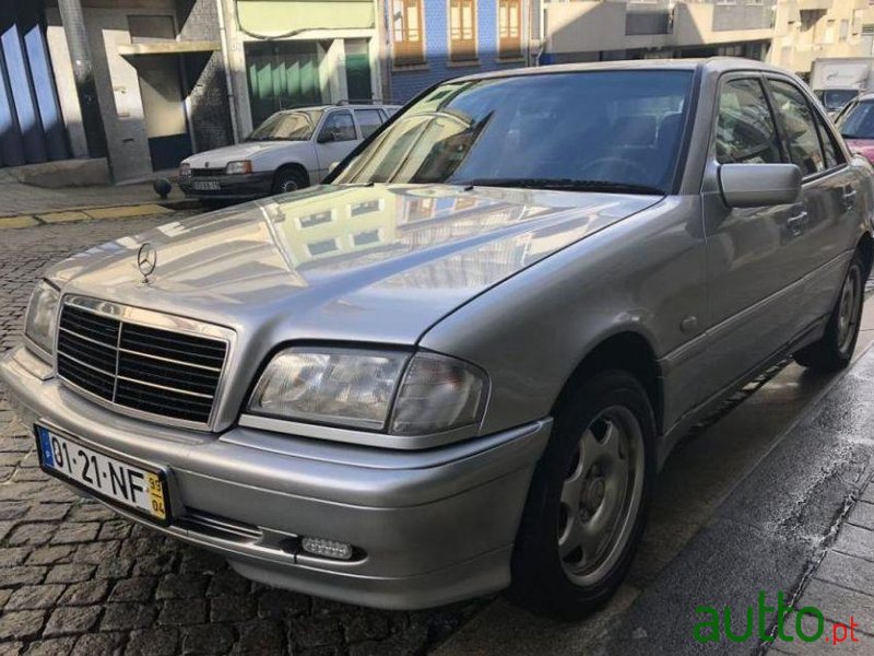 1999' Mercedes-Benz C-200 photo #2