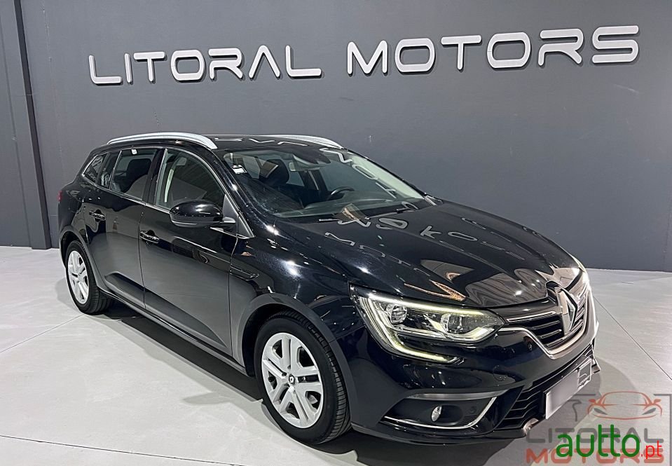 2019' Renault Megane Sport Tourer photo #1