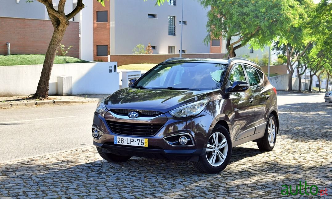 2011' Hyundai ix35 photo #1