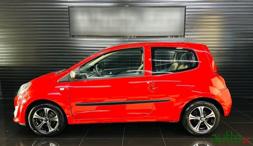2011' Renault Twingo photo #1