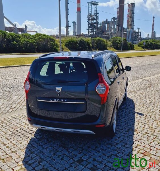 2018' Dacia Lodgy 1.5 Dci Stepway 7L photo #2