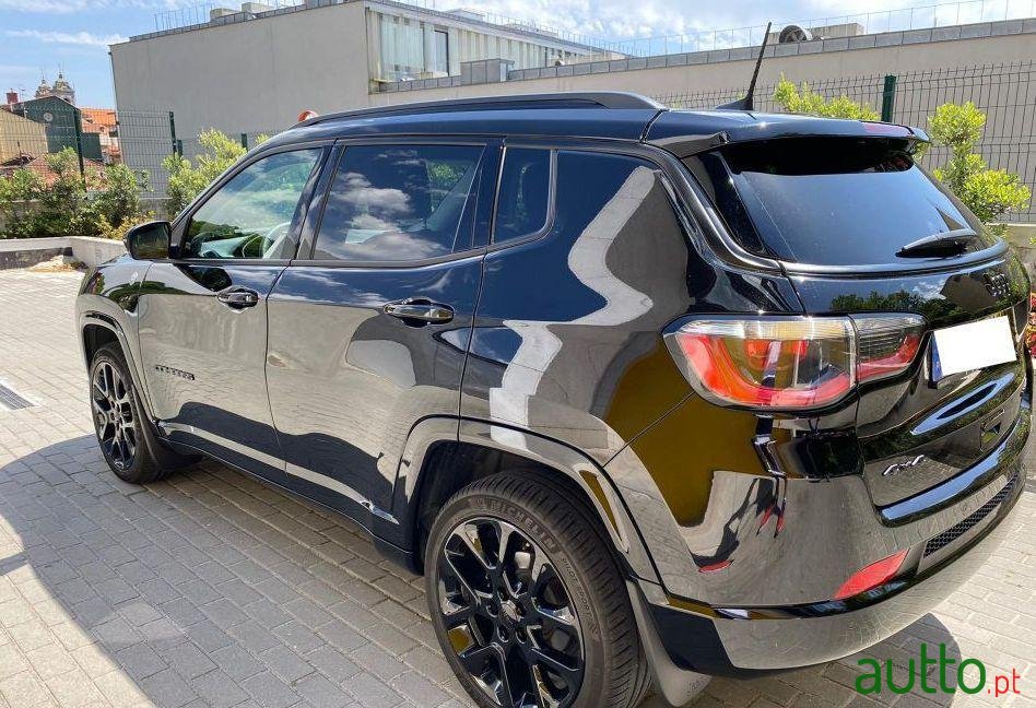 2017' Jeep Compass Limited Edition 4X4 photo #2