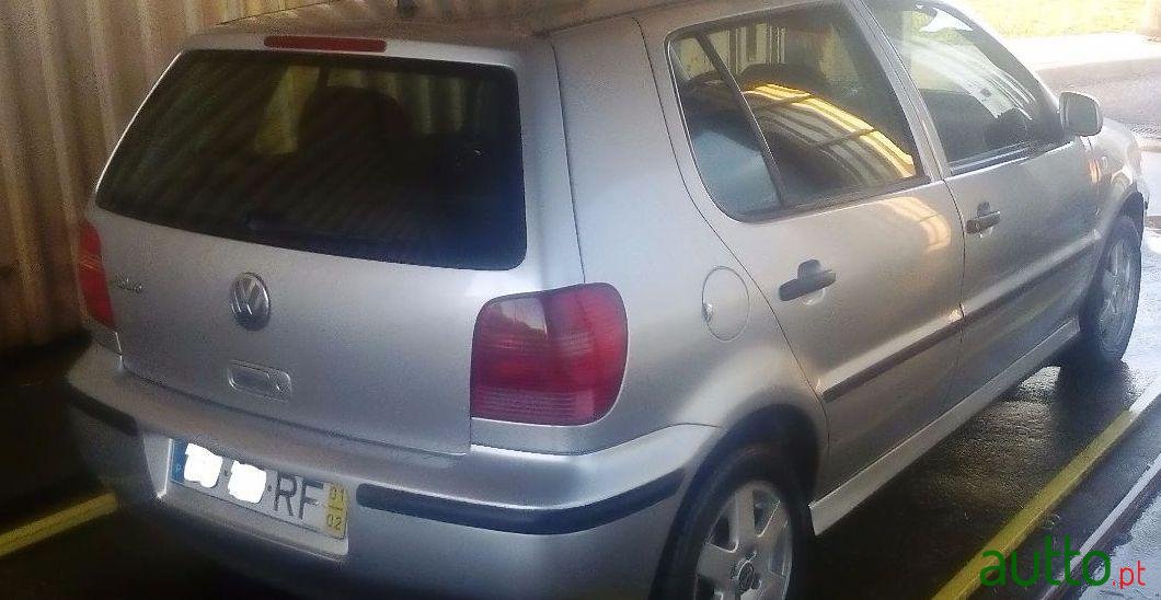 2001' Volkswagen Polo Highline Ac Abs Ta photo #2