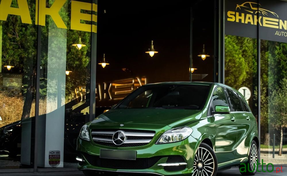 2017' Mercedes-Benz Classe B photo #1