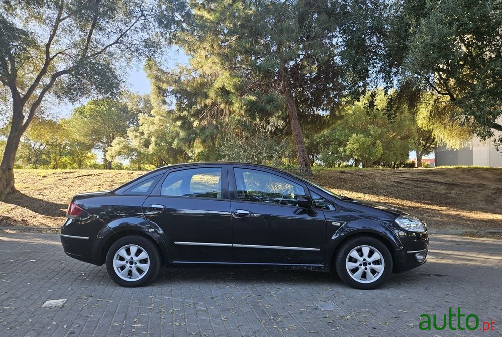 2008' Fiat Linea 1.3 M-Jet Emotion photo #2