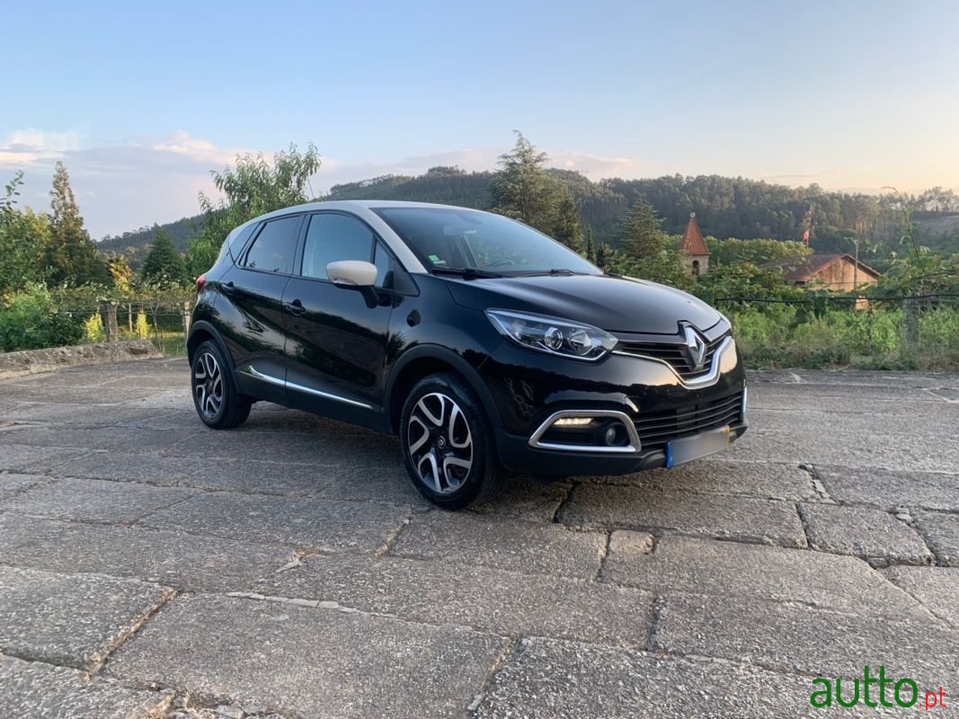 2016' Renault Captur photo #3