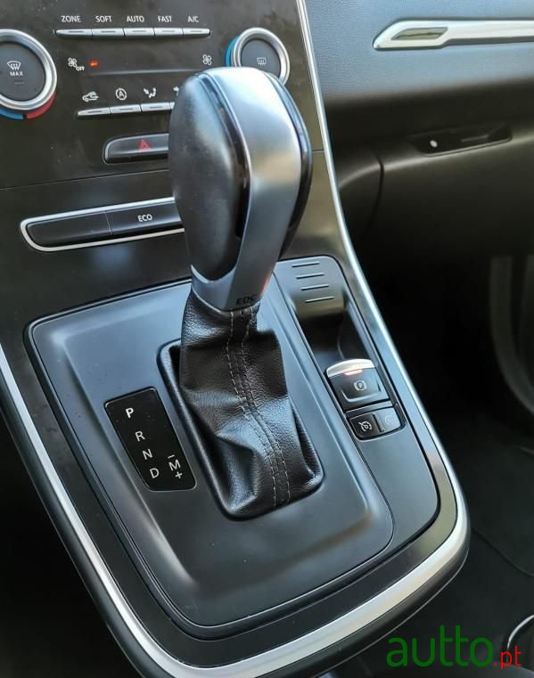 2018' Renault Grand Scenic photo #4