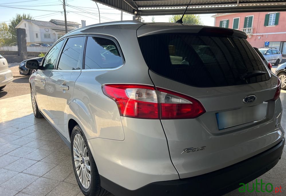 2013' Ford Focus Sw photo #4