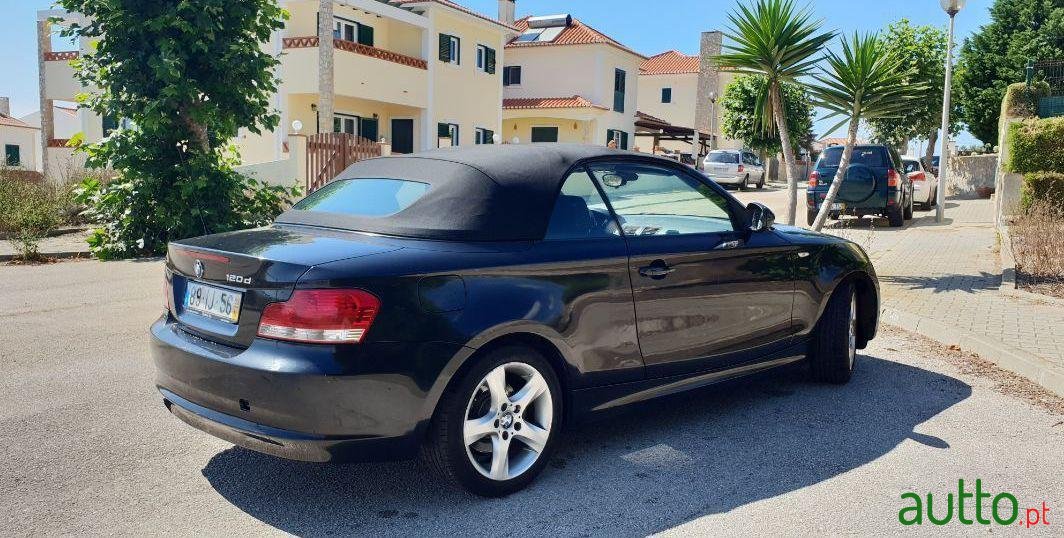 2009' BMW 120 Nacional photo #1