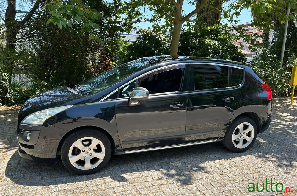 2010' Peugeot 3008 photo #1