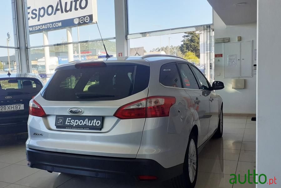 2013' Ford Focus Sw photo #2