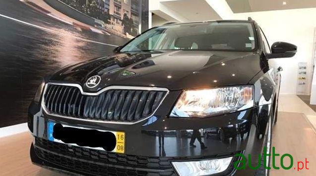 2016' Skoda Octavia Break photo #2