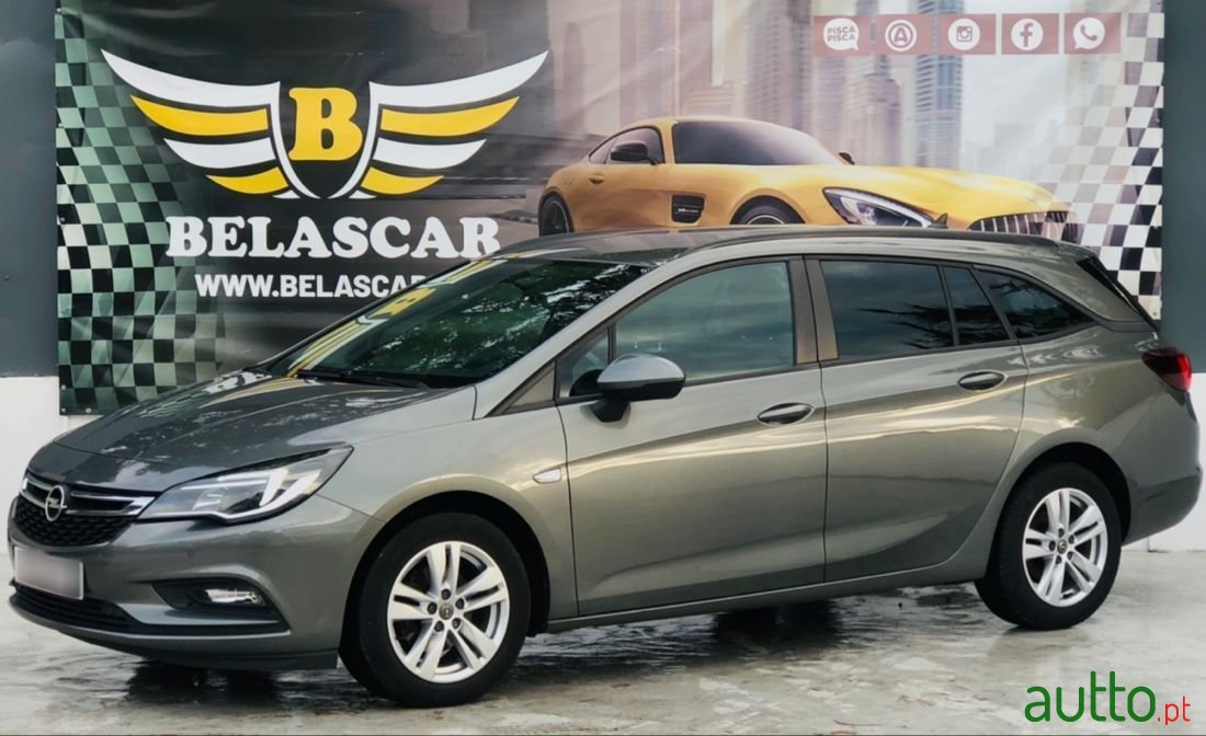 2017' Opel Astra Sports Tourer photo #3