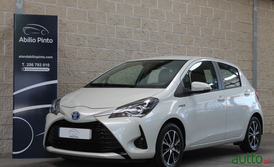 2019' Toyota Yaris photo #1