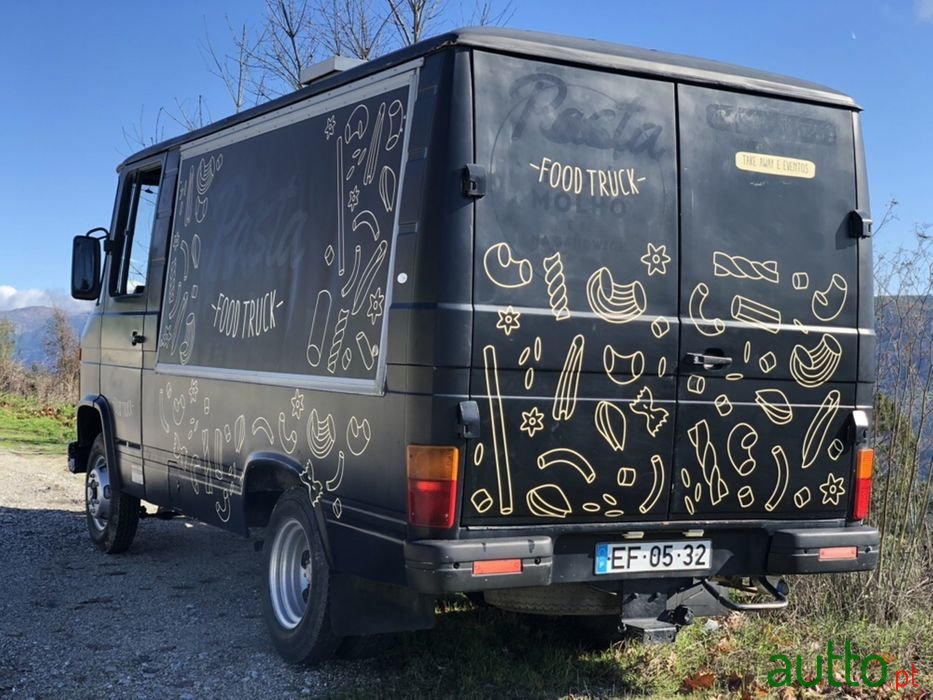 1982' Mercedes-Benz photo #3