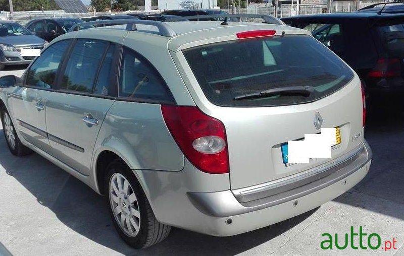 2002' Renault Laguna-Break 1.9 Dci Privilège photo #1