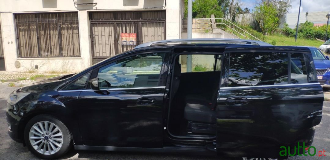 2016' Ford Grand C-MAX photo #4